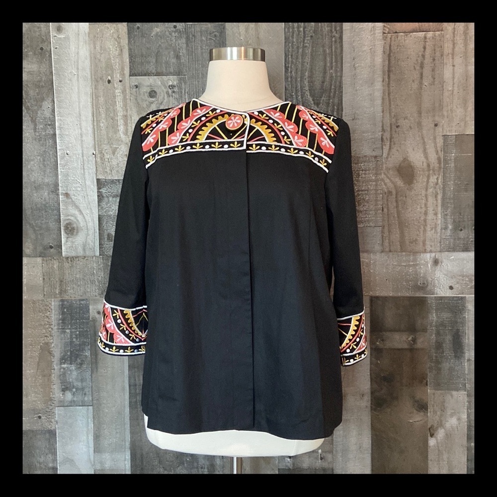 Bob Mackie embroidered floral cape button up jacket size 14 dark feminine boho